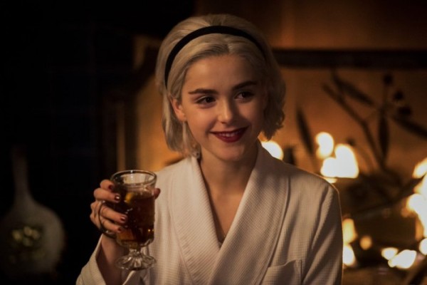 Witch Christmas Is Full of Demons, Seances, and Motherhood in Chilling Adventures of Sabrina: “A Midwinter’s Tale”